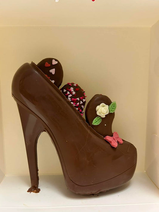 Chocolate Shoe with 4 Nutter Butters